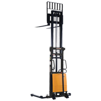 Gerbeur pour chariot &eacute;l&eacute;vateur, Fonctionnement &eacute;lectrique, Capacit&eacute; 2000 lb, Lev&eacute;e max 118" Distribution Élite MP