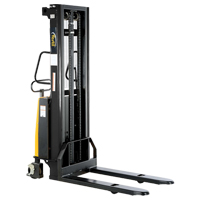 Gerbeur pour chariot &eacute;l&eacute;vateur, Fonctionnement &eacute;lectrique, Capacit&eacute; 2000 lb, Lev&eacute;e max 118" Distribution Élite MP