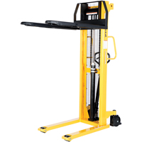 Manual Hydraulic Stacker, Hand Pump Operated, 2000 lbs. Capacity, 63" Max Lift Distribution Élite MP