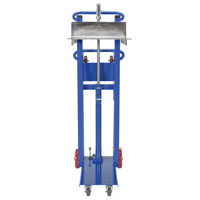Gerbeur &agrave; plateforme hydraulique, M&eacute;canisme Pompe au pied, Capacit&eacute; de 750 lb, Levage max de 52" Distribution Élite MP