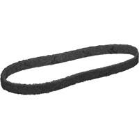 Courroie de conditionnement de surface Scotch-Brite, 1/2" la x 18" lo, Oxyde d'aluminium, Grain Super fin Distribution Élite MP