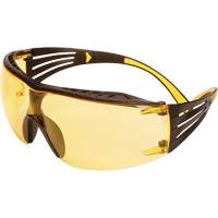 Lunettes de s&eacute;curit&eacute; SecureFit s&eacute;rie 400, Lentille Ambr&eacute;e, Antibu&eacute;e/Anti-&eacute;gratignures, ANSI Z87+/R&eacute;pond ou surpasse la norme CSA Z94.3 Distribution Élite MP