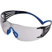 Lunettes de s&eacute;curit&eacute; SecureFit s&eacute;rie 400, Lentille Int&eacute;rieur/ext&eacute;rieur, Antibu&eacute;e/Anti-&eacute;gratignures, ANSI Z87+/R&eacute;pond ou surpasse la norme CSA Z94.3 Distribution Élite MP