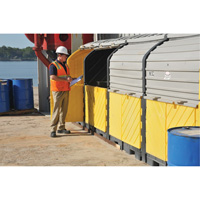 P16 Plus Ultra-Hard Top Spill Pallets sans drain, 250" lo x 79" la x 62" h, Capacit&eacute; de charge 9000 lb Distribution Élite MP