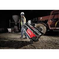 Tour d&eacute;clairage et chargeur MX Fuel Rocket, DEL, 27 000 lumens Distribution Élite MP