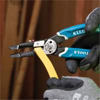 Outil polyvalent Klein-Kurve pour d&eacute;nuder, couper et sertir les fils, 8-1/4" lo, 8 - 20 AWG Distribution Élite MP