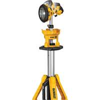 Lampe sans fil sur tr&eacute;pied 20V Max, DEL, 3000 lumens, Boîtier en Plastique Distribution Élite MP