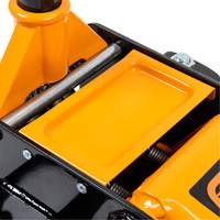 Cric &agrave; planchers pour usage intensif, 3 tonne(s) Capacit&eacute;, 5-1/4" Abaiss&eacute;e, 18-1/4" &eacute;lev&eacute;e, Hydraulique &agrave; main Distribution Élite MP