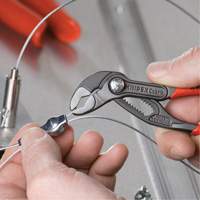Cobra&reg; Water Pump Pliers, 5" Distribution Élite MP