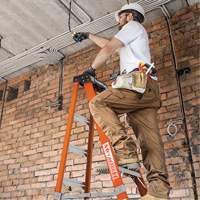 Step Ladder, 12', Fibreglass, 375 lbs. Capacity, Type 1AA Distribution Élite MP