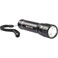 5020 Flashlight, LED, 586 Lumens, AAA Batteries Distribution Élite MP